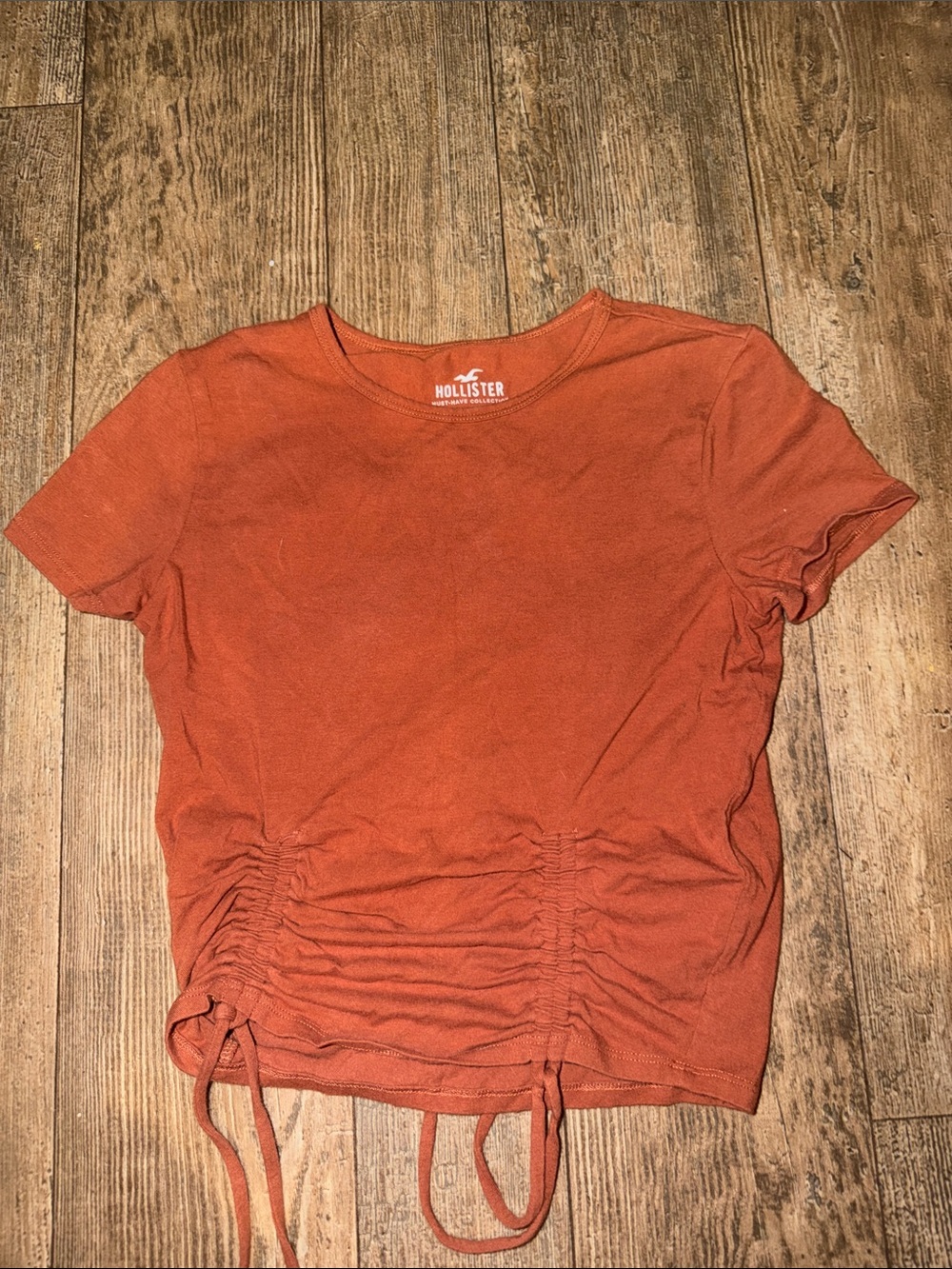 Hollister Women's Rust Drawstring Side-Ruched Short Sleeve Tee